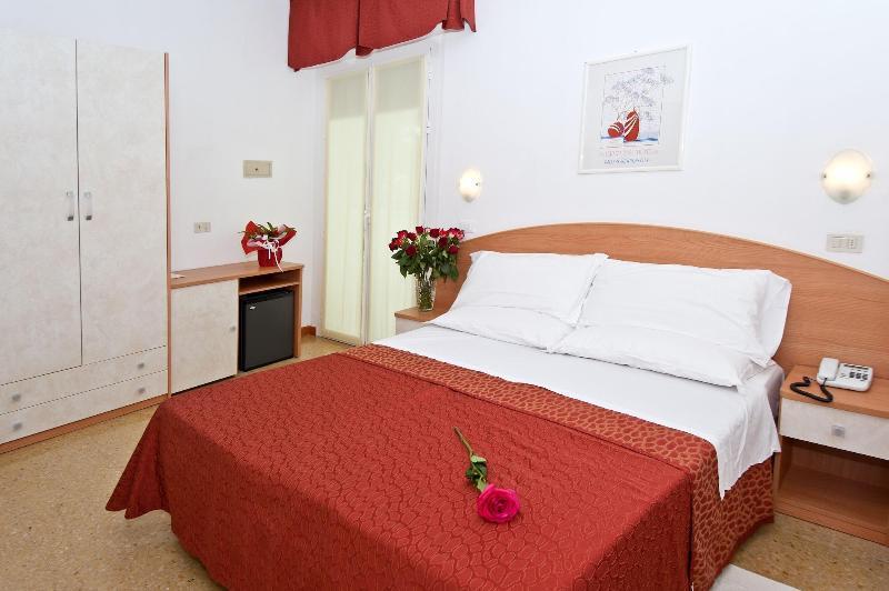 Hotel Chery 米兰马瑞提那 外观 照片